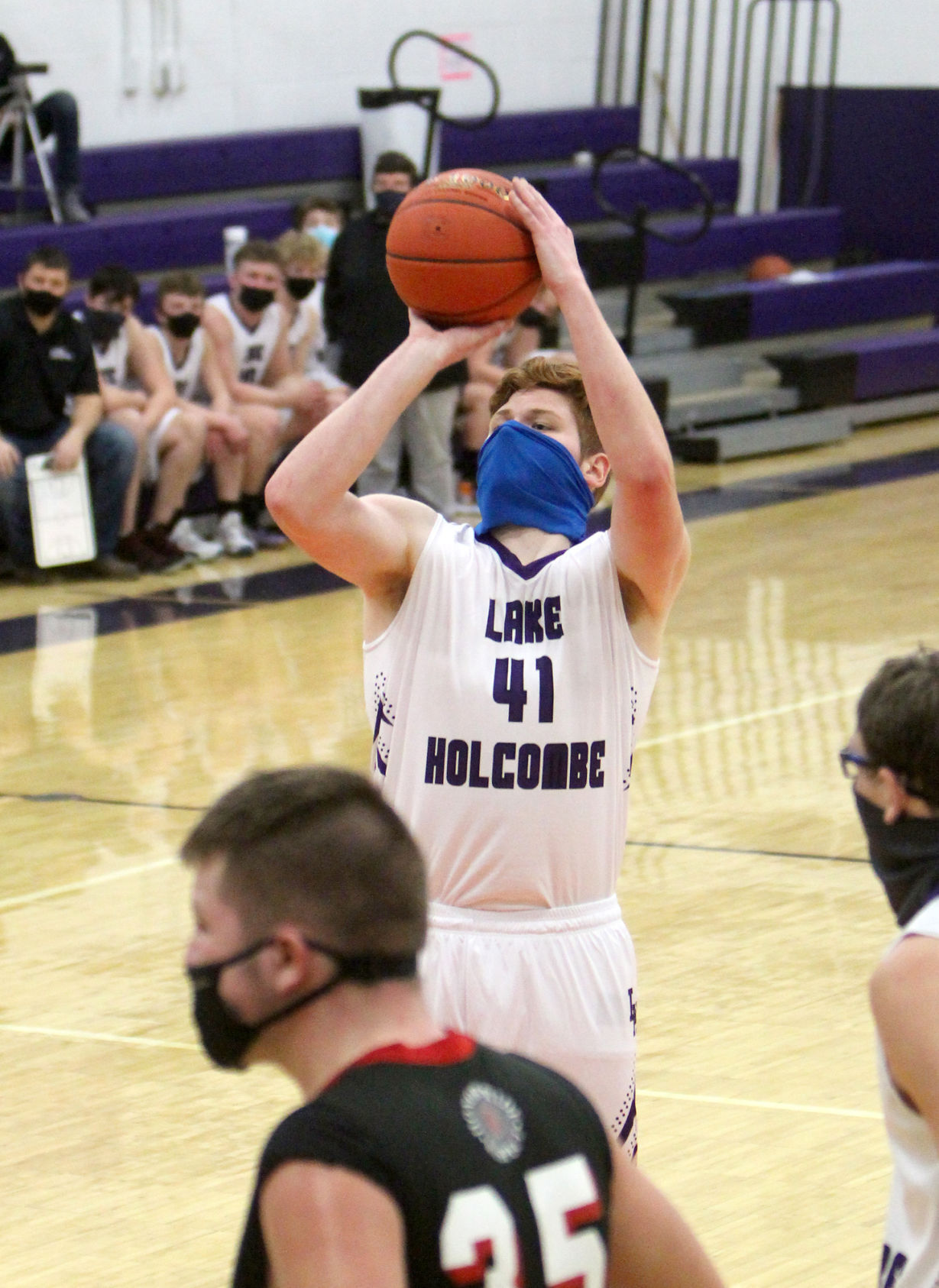 Winter at Lake Holcombe boys basketball 1-5-21